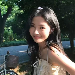 我像是一个你可有可无的影子