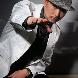 寂寞才说爱