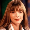 伊莲 (Hélène Rollès)